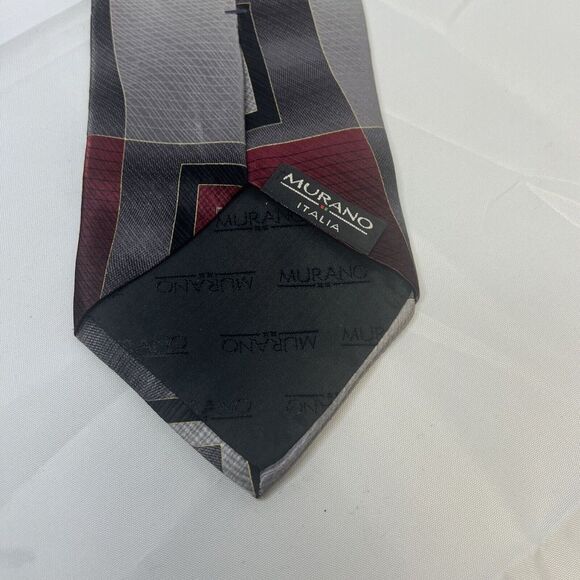 Murano Italia Classic Men's Tie 4" W 56" L 100% Silk Made in The USA - Picture 4 of 5
